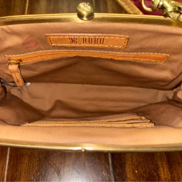 Hobo clutch with wallet - Picture 5 of 6